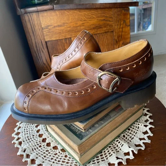 RARE Vintage 90s Doc Martens 8307-AW004 Brown Leather Mary Jane Platform Loafers - Picture 15 of 16
